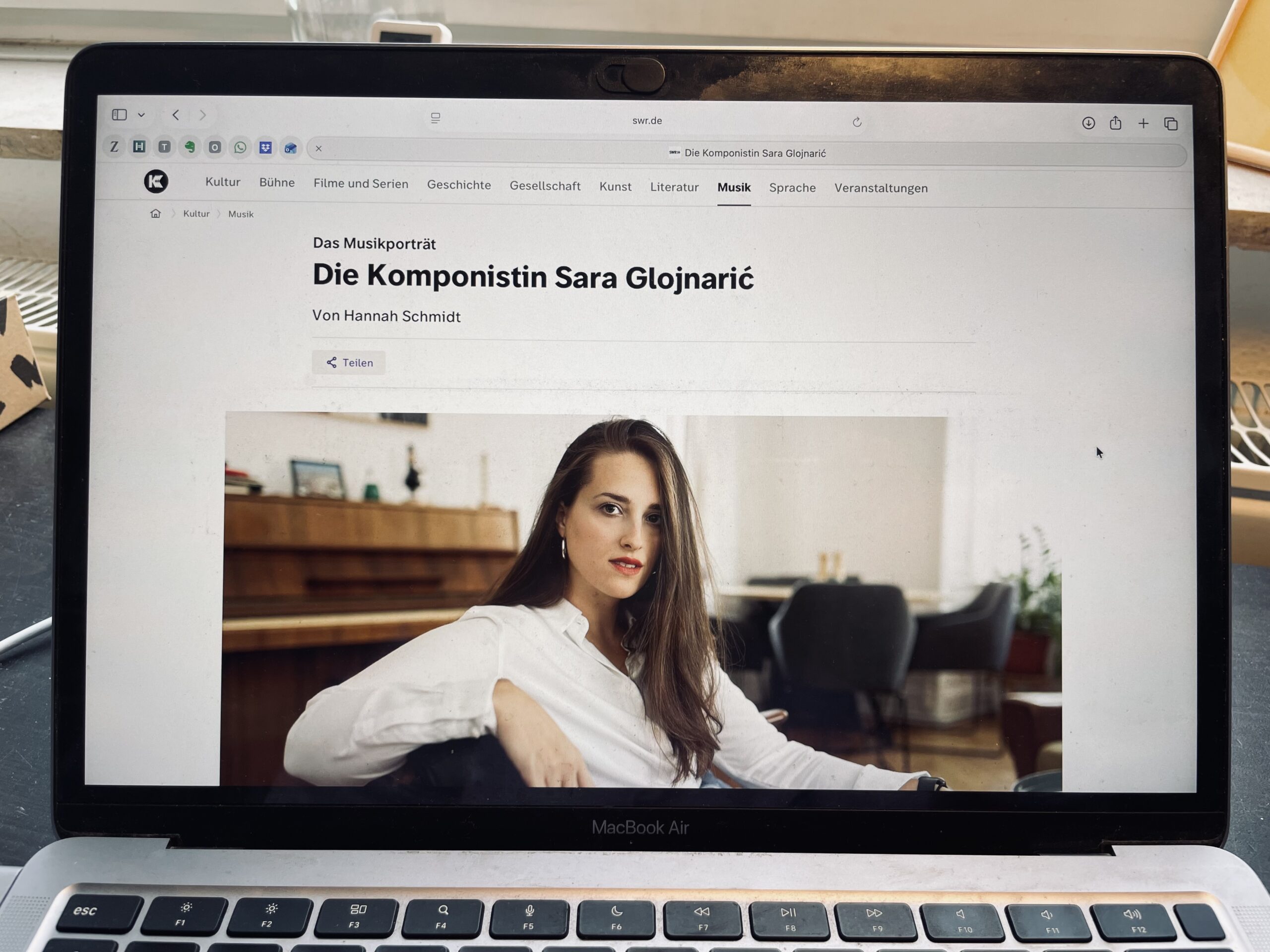 Die Komponistin Sara Glojnarić